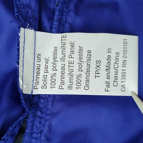 Running Room Light Jacket Reflective Size XS - Picture 4 of 15